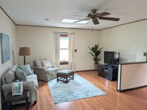 Madison Ave - Family Room